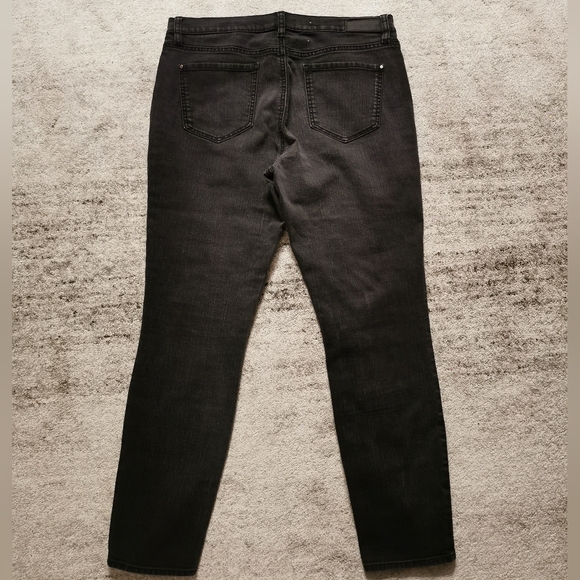 DKNY Soho Skinny Jeans - Picture 5 of 5